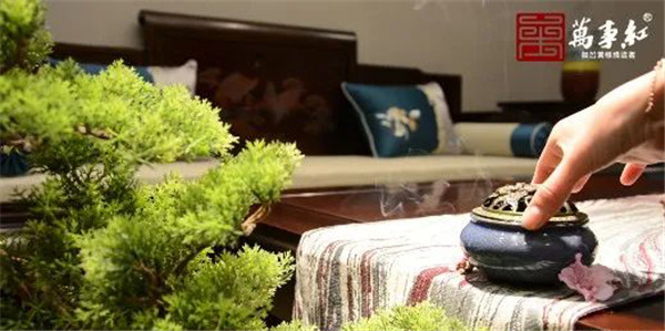 万事红红木