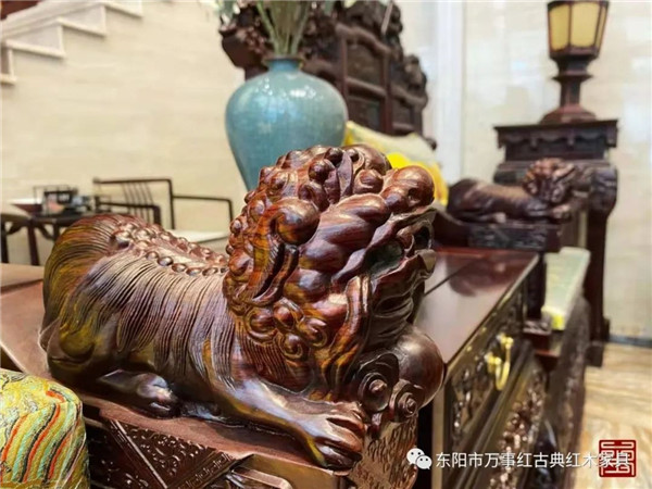 万事红红木