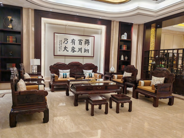 万事红红木